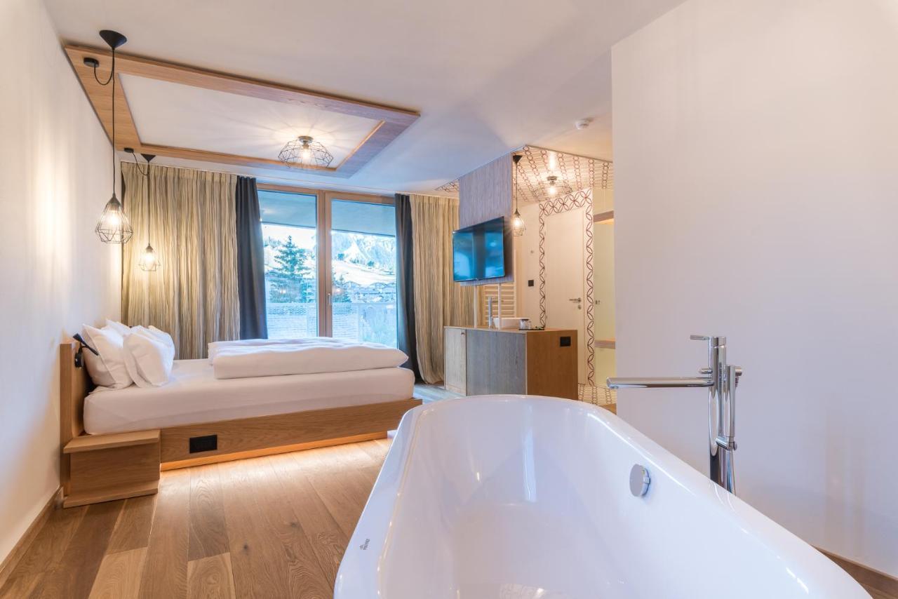 Hotel Tofana 산카시아노 외부 사진